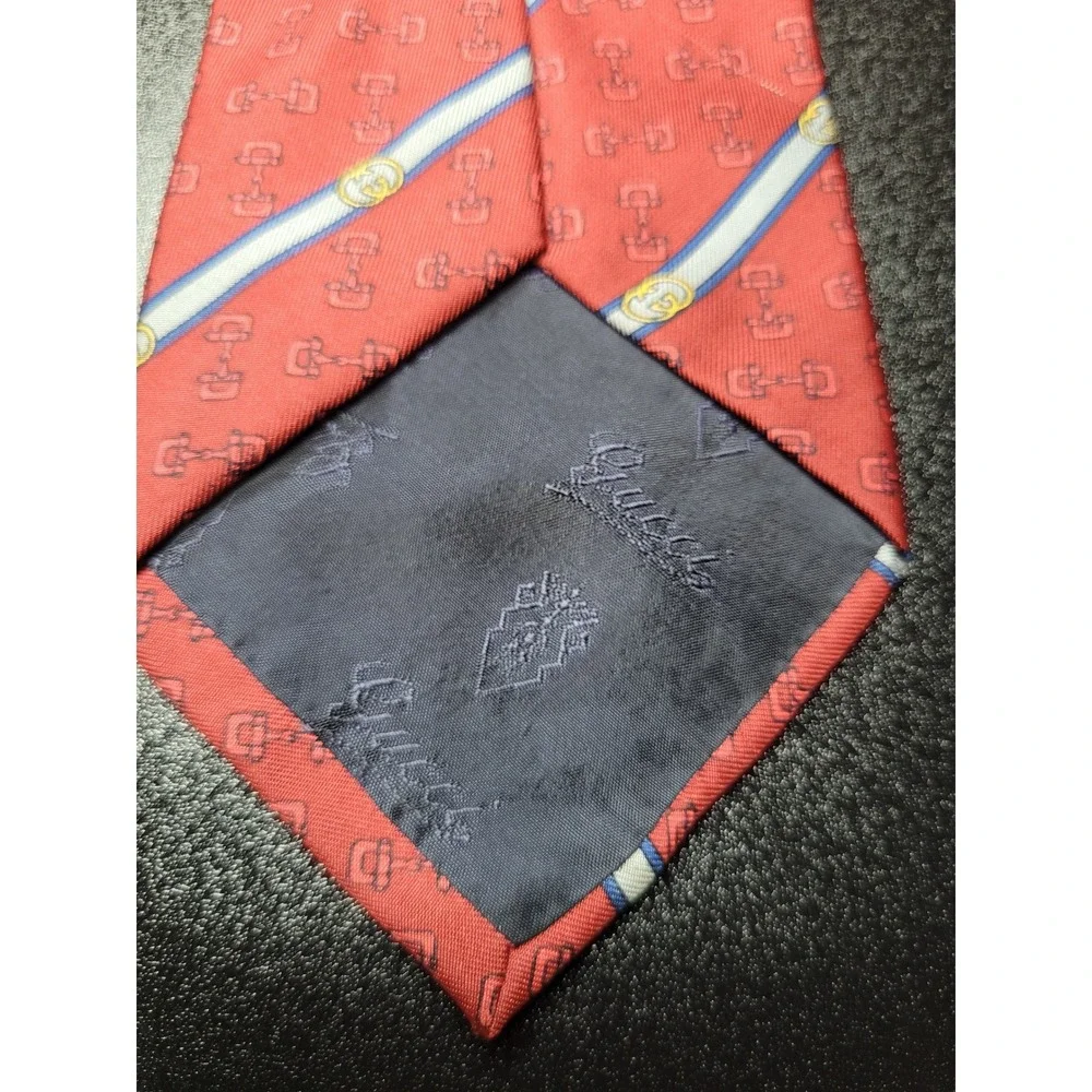 Gucci Men's Necktie Red Horsebit Logo Silk 3.75